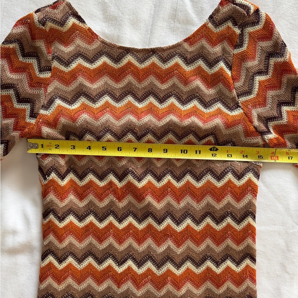 Chevron Patterned Knit Top - image 4